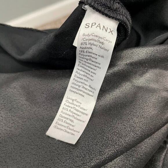 Spanx Size Large Black Faux Leather Leggings Slimming Shaping Ankle Cyber Goth - Picture 7 of 12